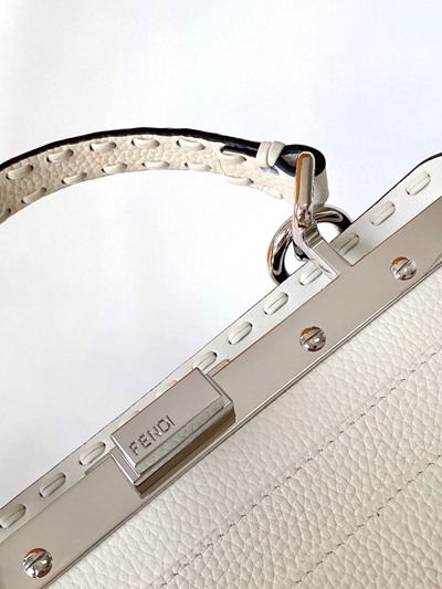 フェンディバッグ全体デザイン